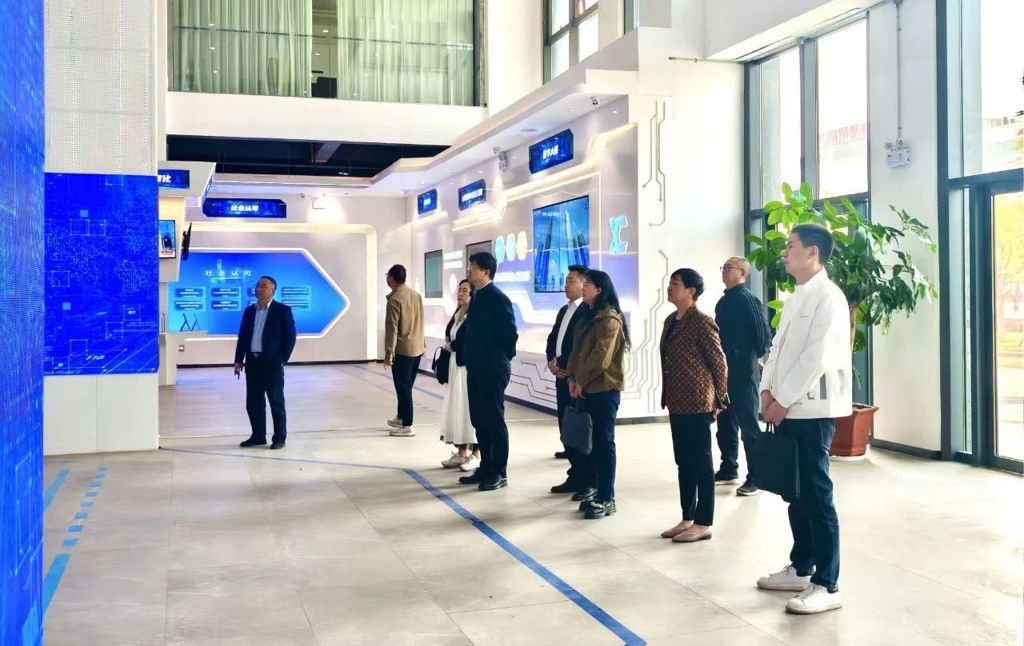 从大理出发,塔澳通信陪同国家发展改革委调研团深入调研